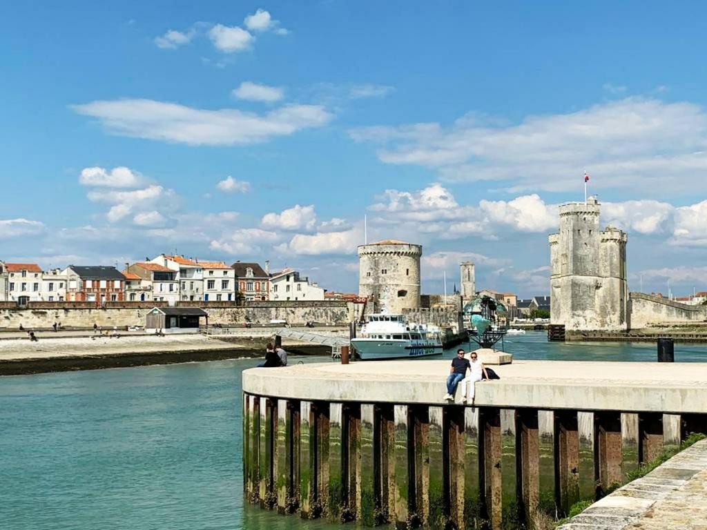 Studio Avec Terrasse Tout Pres Du Vieux Port La Rochelle  Luaran gambar